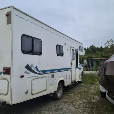 2000 Ford slumber queen. 24ft Class C Comes with solar hook up/panel and diesel heater. Runs and dri...