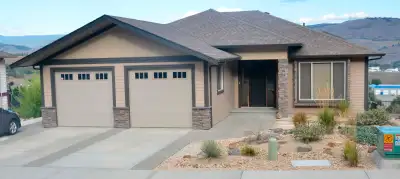 2-bedroom 2 bath main floor home in area of newer homes on Middleton Mountain. Available June 1st fo...