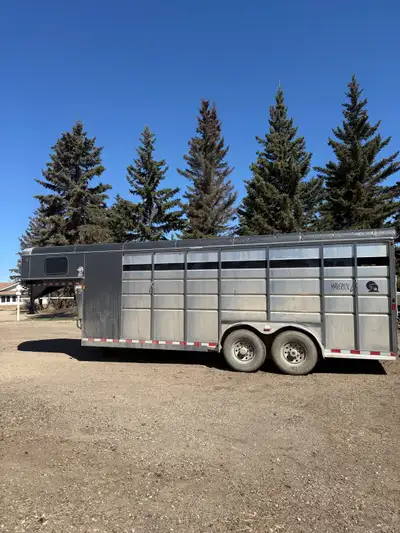 2023 Maverick 4 horse aluminum trailer , View more