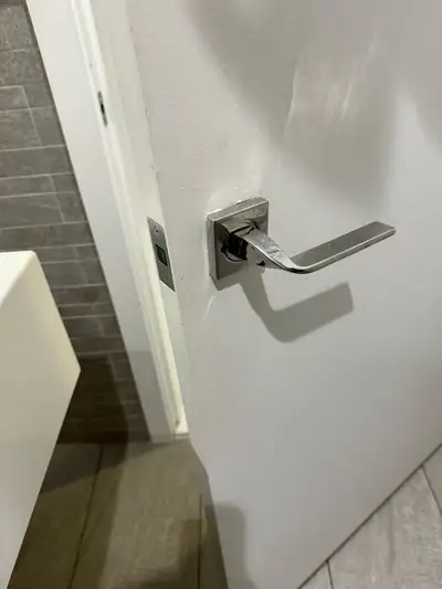 RÉPARATION PORTE ET FENÊTRE  (comercial et Résidentiel), View more