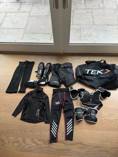 Kids hockey equipment starter set, View more