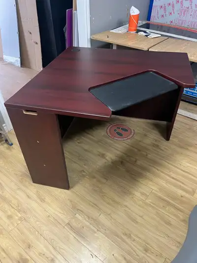 Corner Veneer Desk (Cherry), View more
