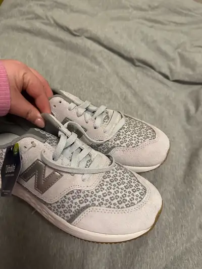 Women’s New Balance Running Shoes (8) *NEW* , View more