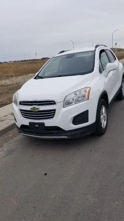 I'll bet you wish you had this SUV during winter. Excellent handling in deep snow with AWD. 6spd, Au...