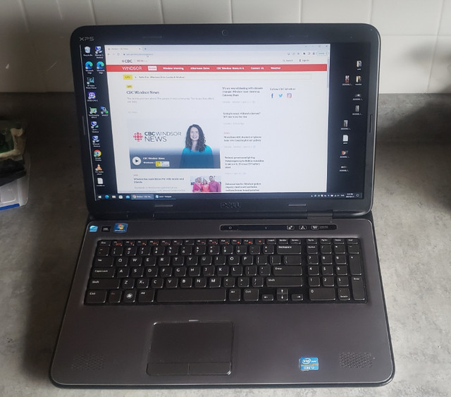 Dell 17 inch laptop.  L702X - Great condition. in Laptops in Windsor Region