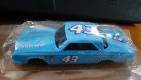 Hot Wheels '64 Plymouth Belvedere Salute to Richard Petty Nascar