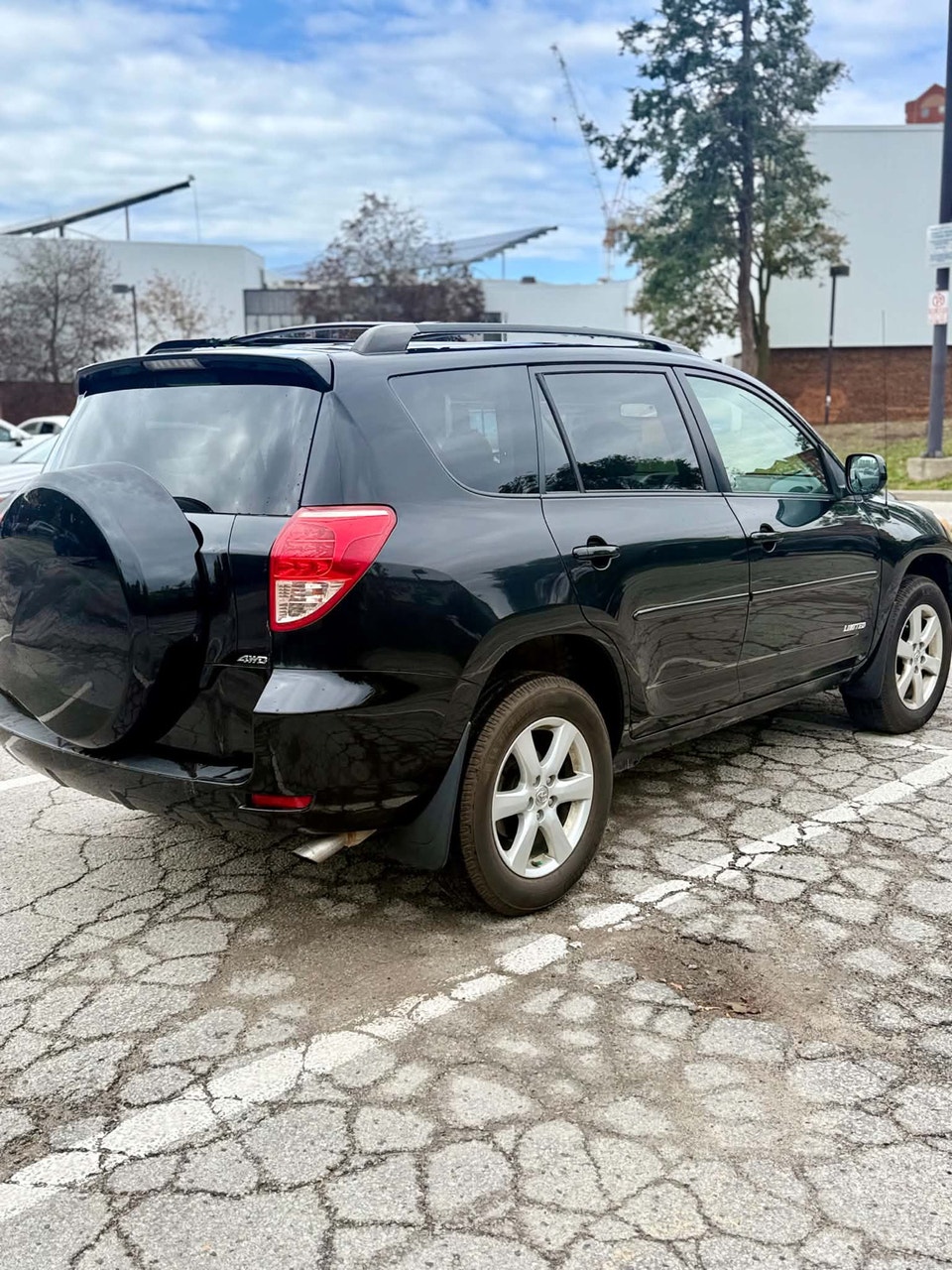 Toyota RAV4 Limited | Cars & Trucks | City of Toronto | Free local ...