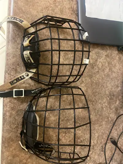 Junior hockey helmet cage, View more