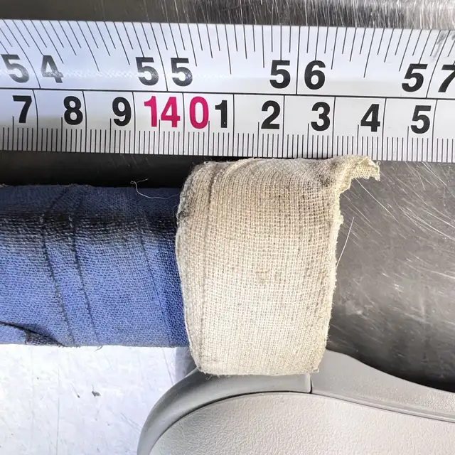 left handed hockey sticks player and goalie in Hockey in Winnipeg - Image 9