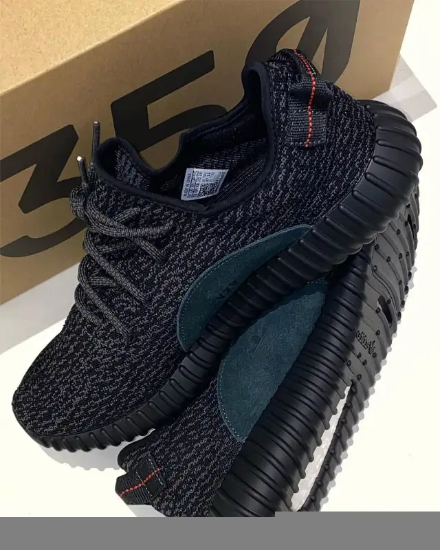 YEEZY BOOST 350 Pirate Black sz 12 11.5 New CONFIRMED in Men's Shoes in Markham / York Region - Image 7
