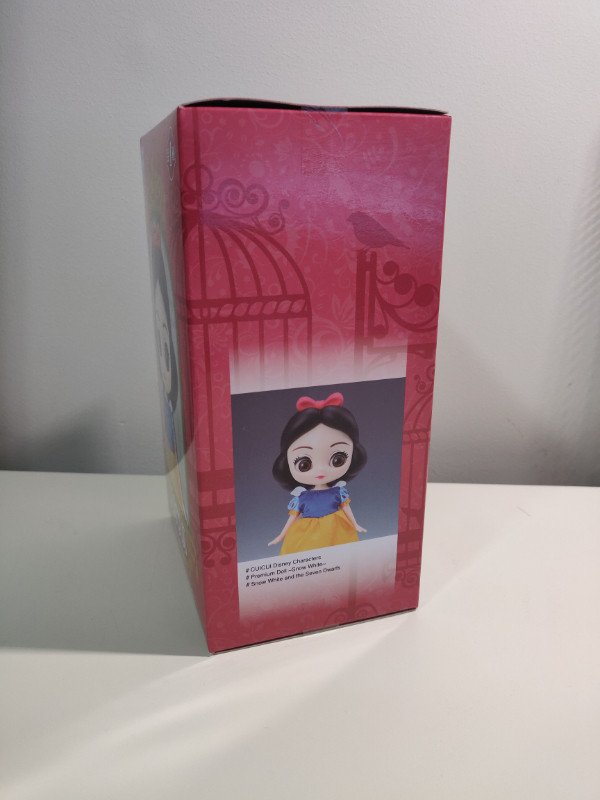 CUICUI Disney Characters - Snow White Premium Doll/Figure in Toys & Games in Burnaby/New Westminster - Image 4