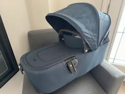 Joolz Aer+ Bassinet, View more