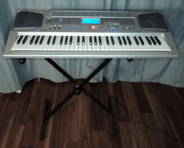 Casio CTK-591 Full-Size 61 Key Keyboard with Song Memory Record64728172316803120