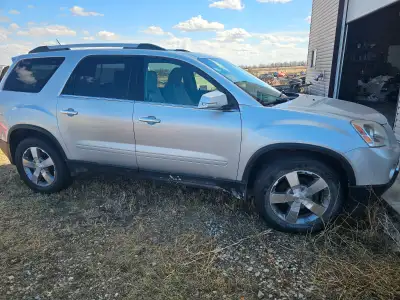 Only 5000 km on new motor. No body damage , interior is in excellent condition , 3 row seating , sea...