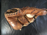 Vintage Reach 3 finger baseball glove