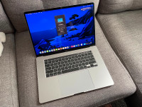 2019 Macbook Pro 16" 6-Core i7 32GB Ram 512GB SSD 213Cycle Count