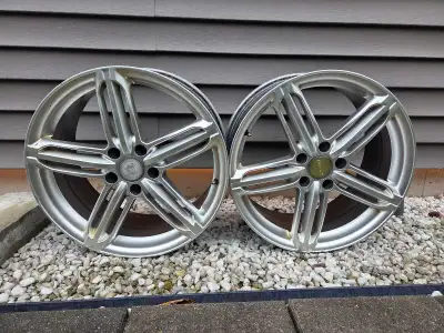 Up for sale is a set of four 18-inch Audi wheels, Peelers replica by RSSW. The wheels are 18x8" ET35...