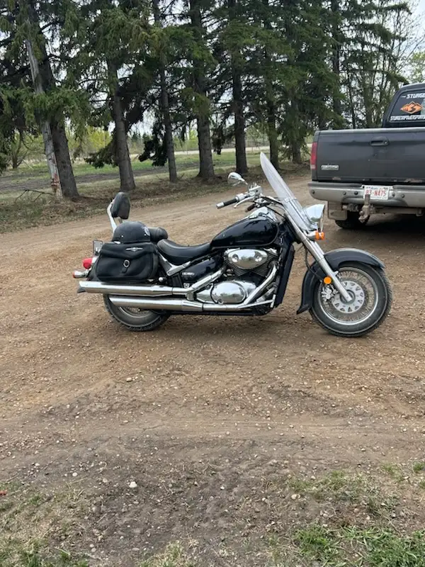 Suzuki C50 Cruiser in Street, Cruisers & Choppers in St. Albert - Image 3