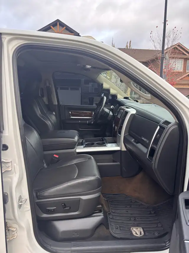 2012 Dodge Ram 3500606394341036533768