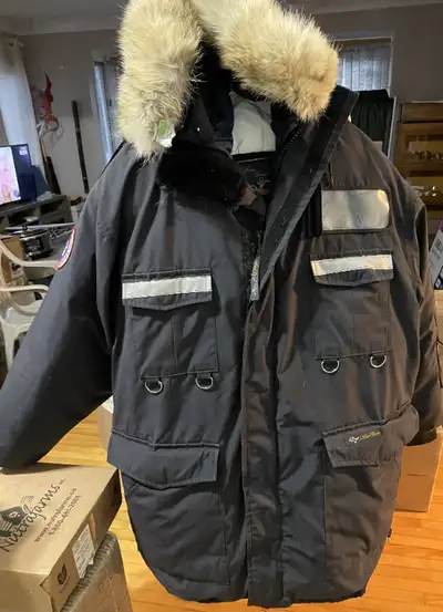 Snow Goose Parka Size XL, View more