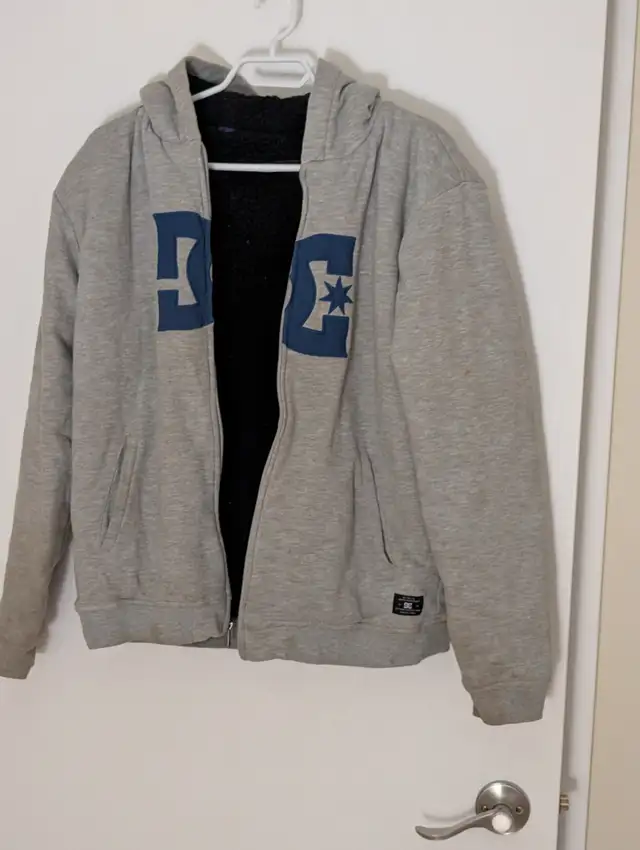 Boys XL hoodie (size 16)- 24 inch neck to hem in Kids & Youth in Edmonton - Image 4
