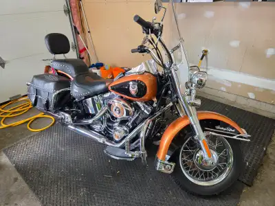 Harley davidson heritage softail classic low kms no time to ride