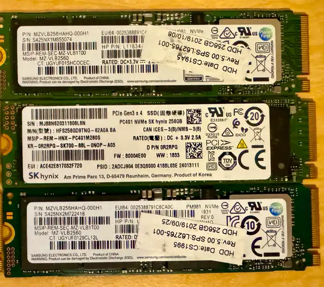 256GB NVMe SSD, M.2 2280
