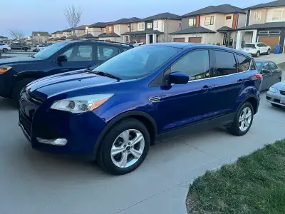 If the ad is up car for sale Cheak carfax full service history Selling 2015 for escape awd Clean tit...