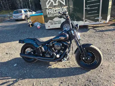 2008 Harley Davidson Crossbones. Softail with Springer front end. 117 cubic inch engine. 28,000km. V...