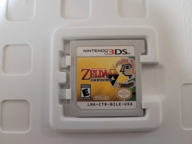 The Legend of Zelda A Link Between Worlds in Nintendo DS in Trenton - Image 2