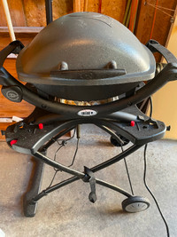 Weber Q1400 Portable Electric BBQ with Stand