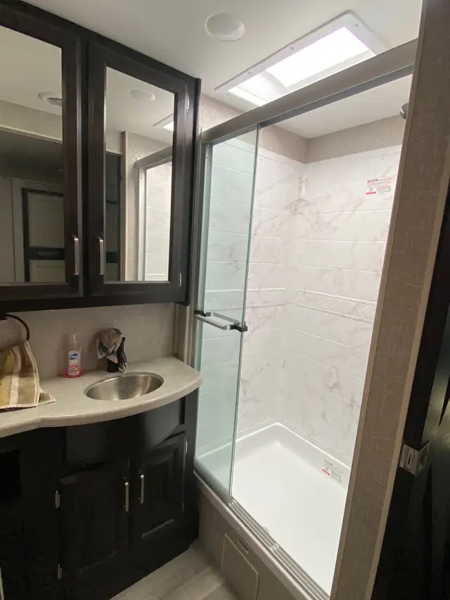 2022 Jayco Precept 37G Motorhome in RVs & Motorhomes in Grande Prairie - Image 8
