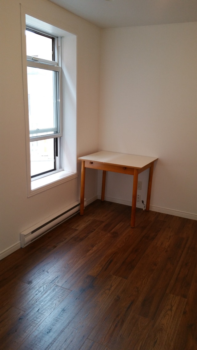 Très beaux 1 1/2 à louer (tout inclus) — photo 3