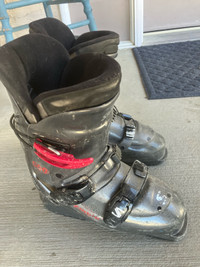 Used Ski boots 24/24.5 