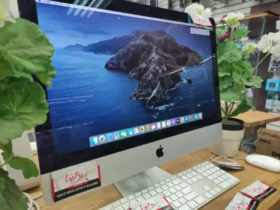 Imac 27" 2020 5K Suite Adobe déjà installé, View more