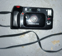 $20 Vintage Minolta 35mm film camera Freedom 202 Made in Japan