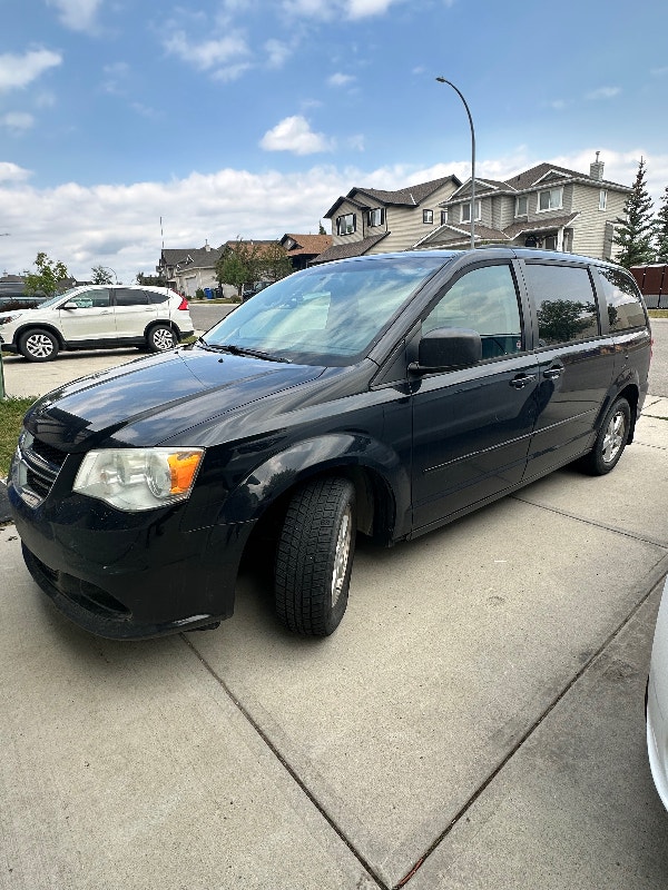 2012 Dodge Caravan (MECHANIC SPECIAL) Cars & Trucks Calgary Kijiji