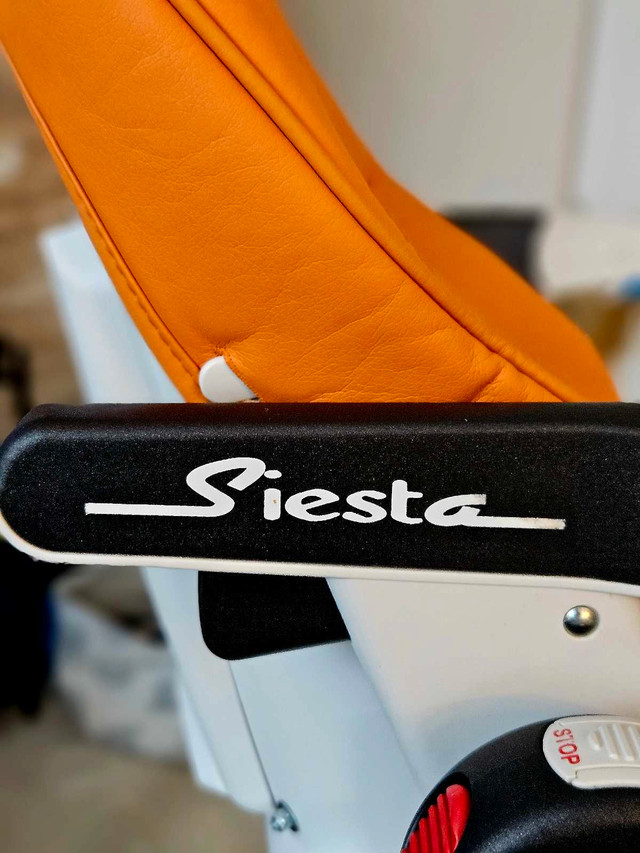 High Chair- Perego "Siesta" in Feeding & High Chairs in City of Toronto - Image 2