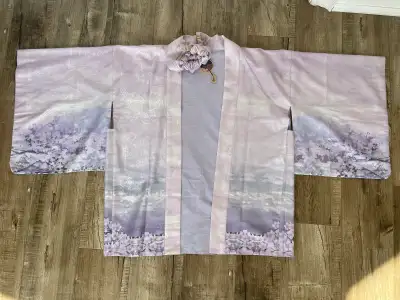 BRAND NEW - Light Purple Floral Kimono Jacket & 2 Scrunchies, View more