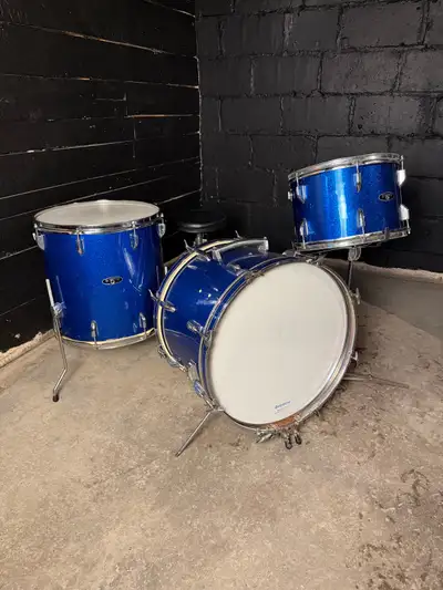 Vintage 1960’s Stewart Drums , View more
