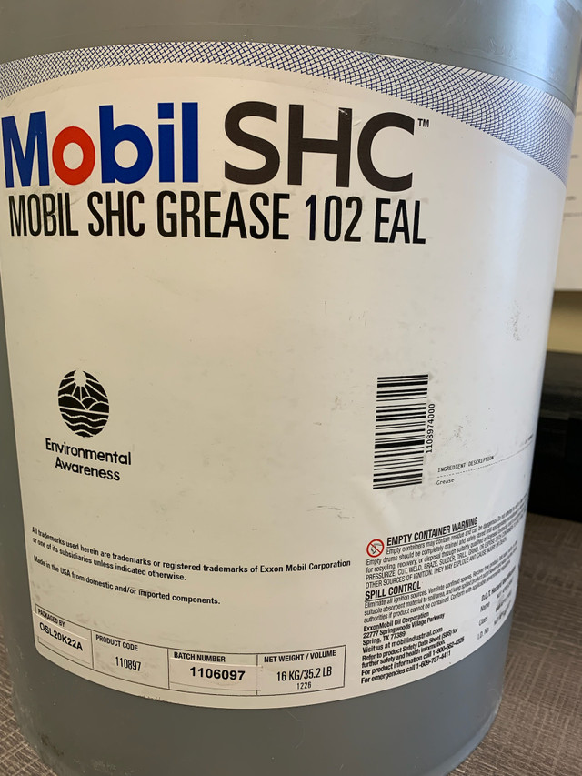 Mobil SHC grease 102 EAL in Other in Peterborough