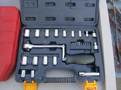 Sets of hand tools used, View more