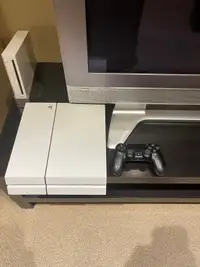 PS4 With Controller (No Games)