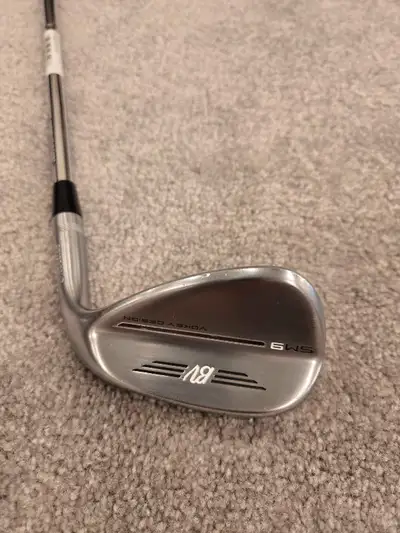 Barely used so basically brand new. 54 degrees with 14 bounce (F-grind). Asking $150 obo. Cash only....