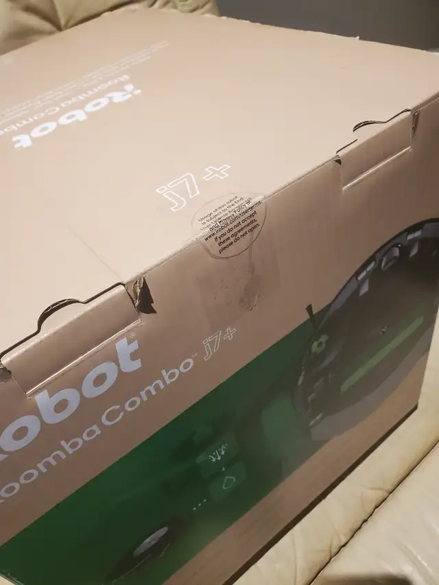 iRobot Roomba Combo j7+ – NEUF, scellé – Acheté chez Canadian Ti in Vacuums in Québec City - Image 4