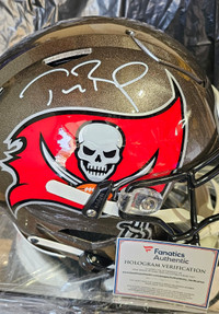 Tom Brady signed Speedflex helmet