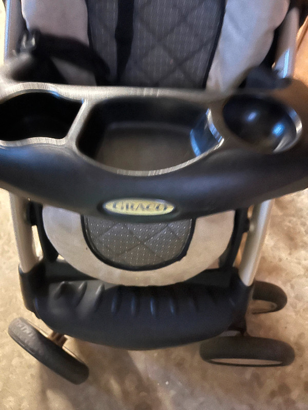 Baby item in Strollers, Carriers & Car Seats in Windsor Region - Image 3