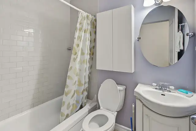 Spacious 5 ½ in NDG, 3 Bed + Office, Metro Villa-Maria & Vendome in Long Term Rentals in City of Montréal - Image 8