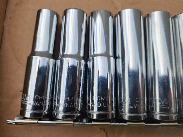 PM Popular Mechanics 12 Pc 6 Point 1/2" Drive Deep Socket Set in Hand Tools in Windsor Region - Image 5