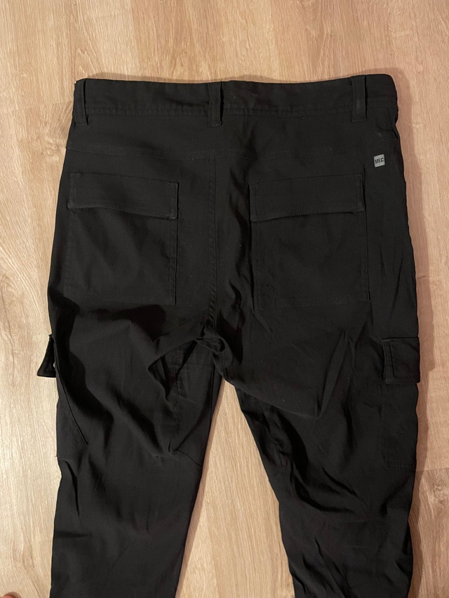MEC women’s high waisted black cargo pants in Women's - Bottoms in City of Halifax - Image 2